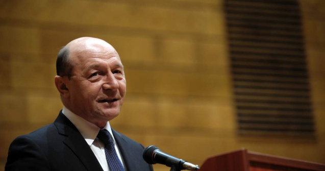Basescu ne indeamna sa mergem la vot