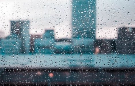 Prognoza speciala pentru Capitala: Ploi torentiale si vijelii, in urmatoarele trei zile