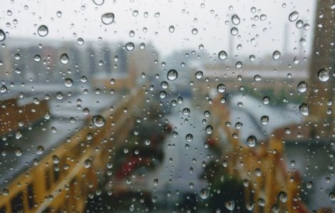 Cod PORTOCALIU de ploi torentiale, vijelii si grindina in 6 judete. Cod GALBEN in alte 17 de judete si in Capitala