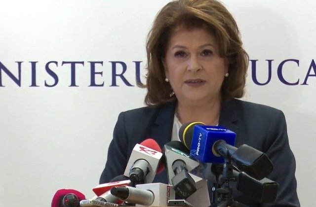 Plumb: Daca Viorica Dancila va candida pentru presedintia partidului, organizatia de femei a PSD o va sustine