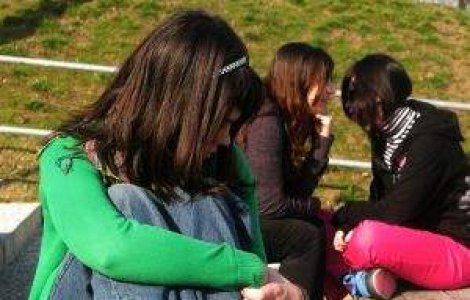 BAC 2012: Opt candidati au fost eliminati in prima zi de examen