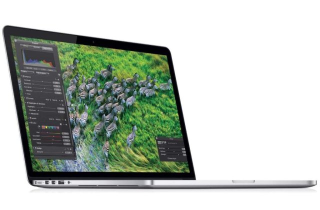 Apple a lansat noul MacBook Pro cu Retina Display