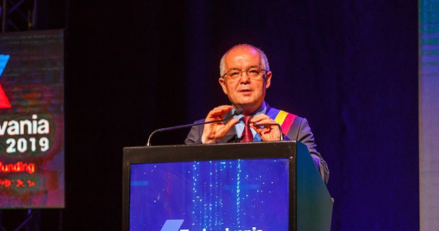 Emil Boc: Nu se pune problema falimentului unei primarii de talia Clujului