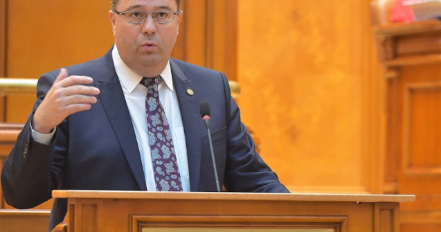 Marius Pascan (PMP), despre Dancila: De-acum sa ne tinem bine, ne va ravasi prin inteligenta sa apoteotica