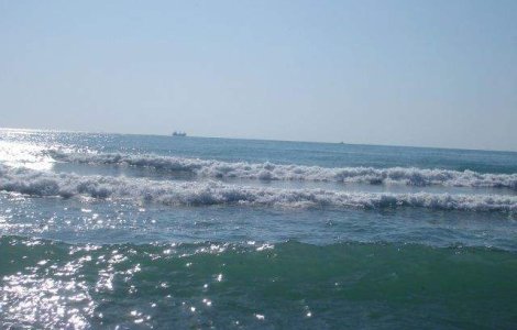 Un barbat a murit la Navodari, dupa ce s-a scufundat in mare ca sa culeaga rapane