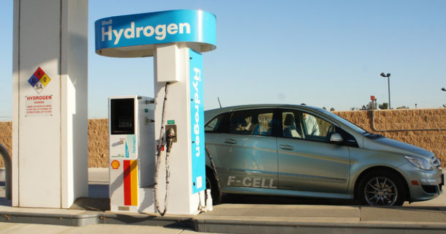 Explozie la o statie de incarcare cu hidrogen in Norvegia: Toyota si Hyundai au suspendat vanzarile de masini electrice alimentate cu hidrogen