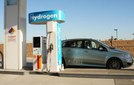 Explozie la o statie de incarcare cu hidrogen in Norvegia: Toyota si Hyundai au suspendat vanzarile de masini electrice alimentate cu hidrogen