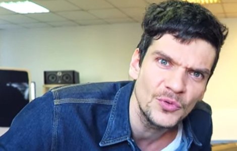 Tudor Chirila a intrerupt piesa de teatru din cauza unei spectatoare: Faptul ca platesti bilet iti garanteaza accesul la spectacol, nu-ti da si dreptul sa faci ce vrei