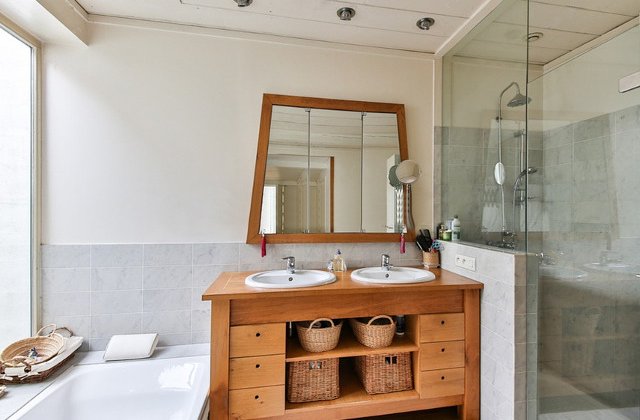 3 idei simple si rapide pentru a-ti moderniza baia