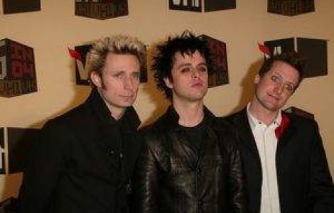 Green Day vine cu un nou album