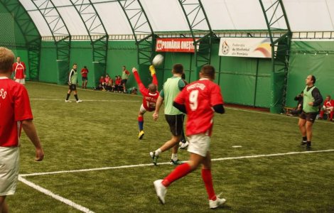Minifotbalul romanesc se pregateste de fazele regionale ale campionatului national