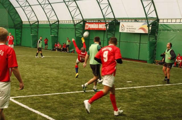 Minifotbalul romanesc se pregateste de fazele regionale ale campionatului national