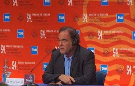 Oliver Stone: Marijuana este un dar de la Dumnezeu