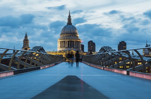 Reclamele care perpetueaza stereotipuri de gen considerate nocive, interzise in Marea Britanie