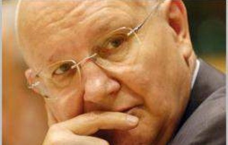 Ioan Mircea Pascu despre criza din Siria: Planul lui Annan este tot ce avem