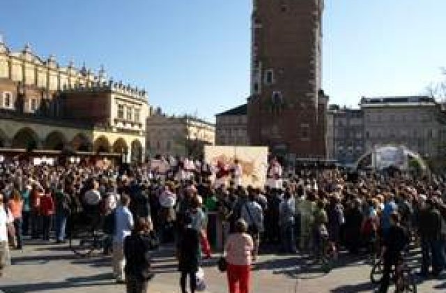 Festivalul Culturii Romane de la Cracovia, povestit pe blog