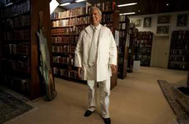 Pariu! Mario Vargas Llosa nu va castiga Man Booker Prize