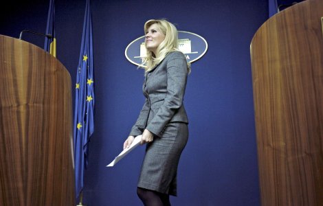 Udrea a primit amenintari de la mafia turismului: &#39;Nu rezisti nici 10 zile!&#39;