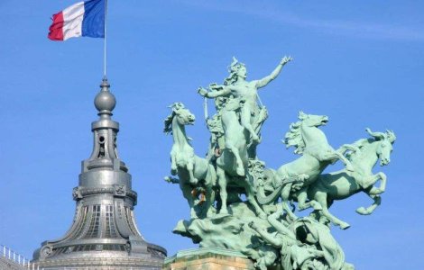 Francezii voteaza duminica in al doilea tur de scrutin al alegerilor legislative