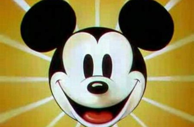 Planeta Disney Silueta Lui Mickey Mouse Descoperita Pe Mercur