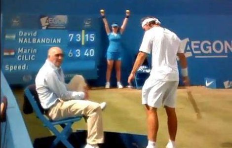  Video  Nalbandian, eliminat in urma unei manifestari violente pe teren