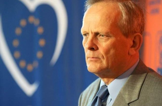 Stolojan: Nu avem nevoie de lideri-navestisti in PDL