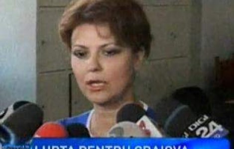 Olguta Vasilescu a venit in instanta la procesul Universitatii Craiova in tricoul echipei