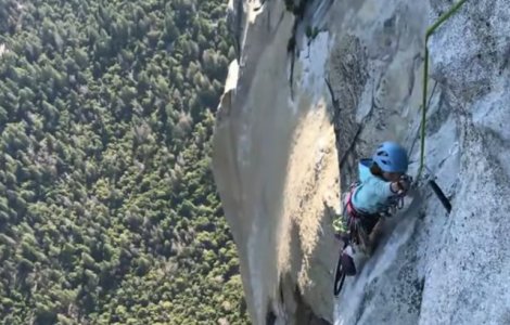 O fetita de 10 ani a devenit cea mai tanara persoana din lume care a escaladat piscul El Capitan, din Parcul Yosemite/ VIDEO