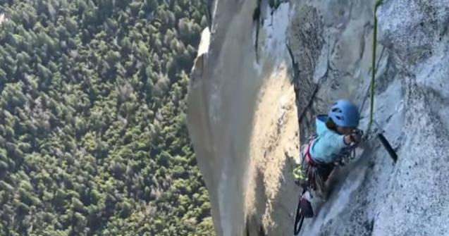 O fetita de 10 ani a devenit cea mai tanara persoana din lume care a escaladat piscul El Capitan, din Parcul Yosemite/ VIDEO
