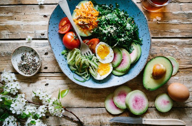 Studiu: Romanii vor sa manance bio, dar foarte putini stiu, de fapt, ce inseamna