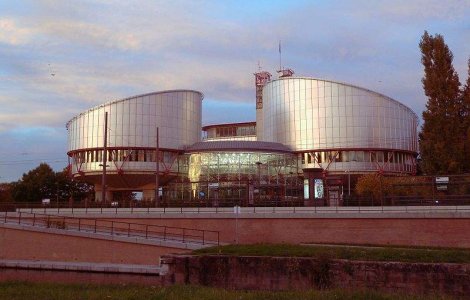 CEDO prelungeste termenul pentru schimbarea legii restituirii proprietatilor