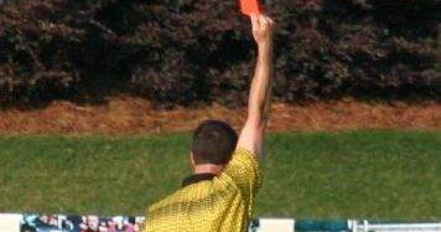 Arbitrii "repetenti": UEFA i-a trimis acasa din cauza greselilor comise