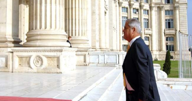 Decizie finala in dosarul Trofeul Calitatii: Adrian Nastase trebuie sa execute doi ani de inchisoare