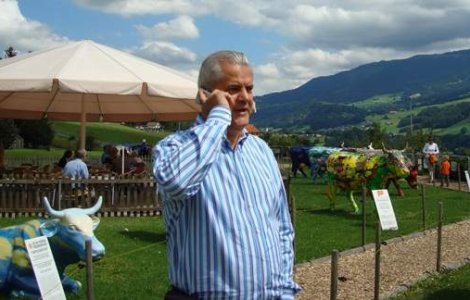 Cum poate evita Adrian Nastase inchisoarea?