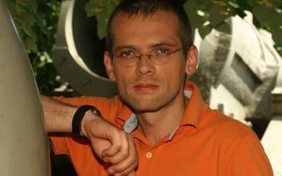 Jurnalisti TVR, critici...