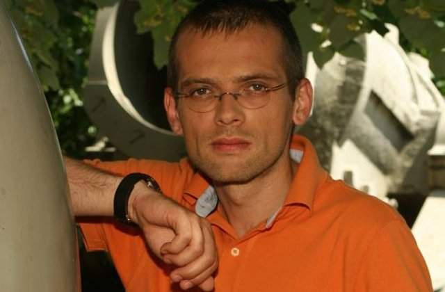 Jurnalisti TVR, critici pentru sefa postului. Adelin Petrisor: "Cu mine-n Afganistan, Kosovo sau pe la diversele exercitii militare nu a venit"