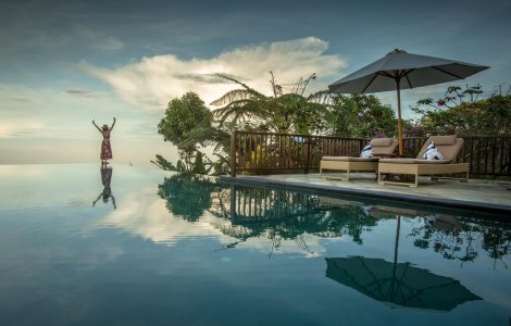  Top  10+ piscine spectaculoase din intreaga lume