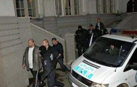 Bodyguarzii lui Becali raman in arest