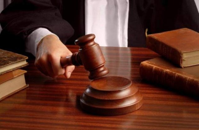 Avocat: Cerem amanarea pedepsei in cazul lui Adrian Nastase