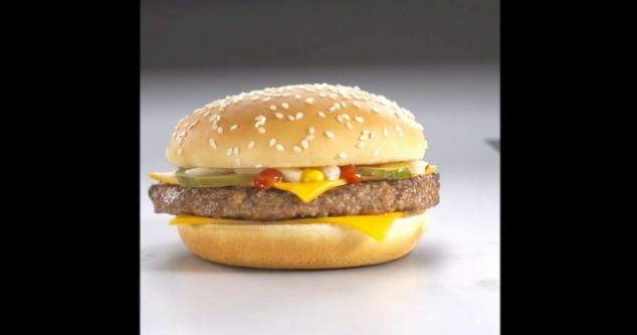 De ce produsele McDonalds arata mai bine in poze decat in realitate?