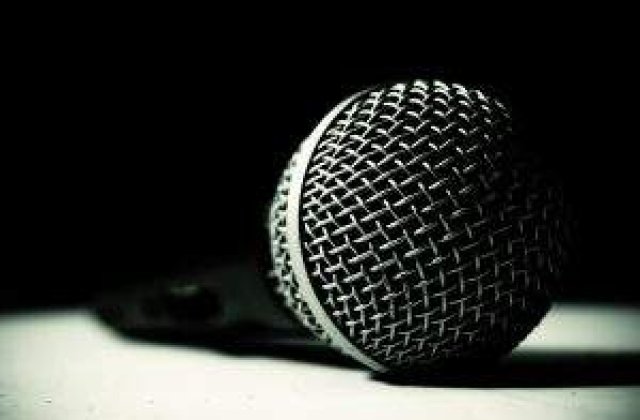 Cele mai PROASTE cantece pentru karaoke