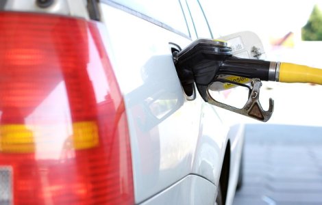 Robert Sighiartau a depus un proiect de lege privind eliminarea supraaccizei la carburanti