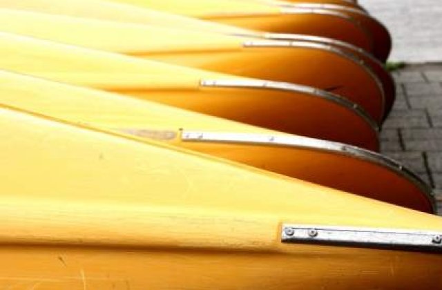 Medalie de aur pentru echipa masculina Canoe 2 a Romaniei