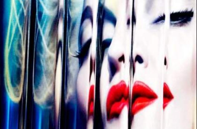 Madonna se teme ca fanii i-ar fura ADN-ul