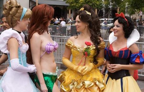 Ce au in comun desenele Disney si filmele pentru adulti?