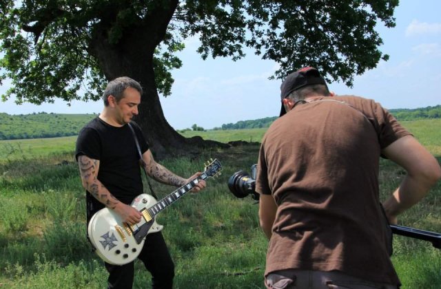 Videoclip nou: Directia 5, "O fata ca ea"