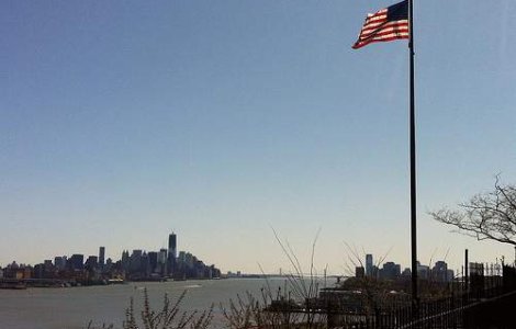 New York pune ultima grinda la Freedom Tower