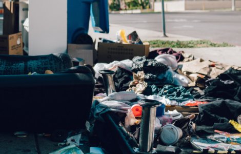 Mormane de gunoaie, pe strazile Romei: "Traim ca in lumea a treia"/ VIDEO