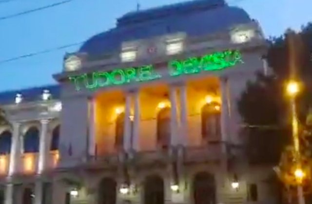 Studentii din Iasi ii der demisia lui Tudorel Toader/ VIDEO
