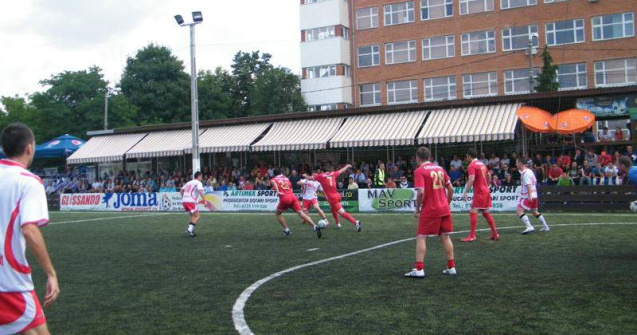 Peste 500 de participanti la a treia editie a Cupei Mondiale de Minifotbal